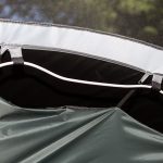 Kabelbefestigung im Zeltdach des Tunnelzelt Koje 5 Sleeper für 5 Personen