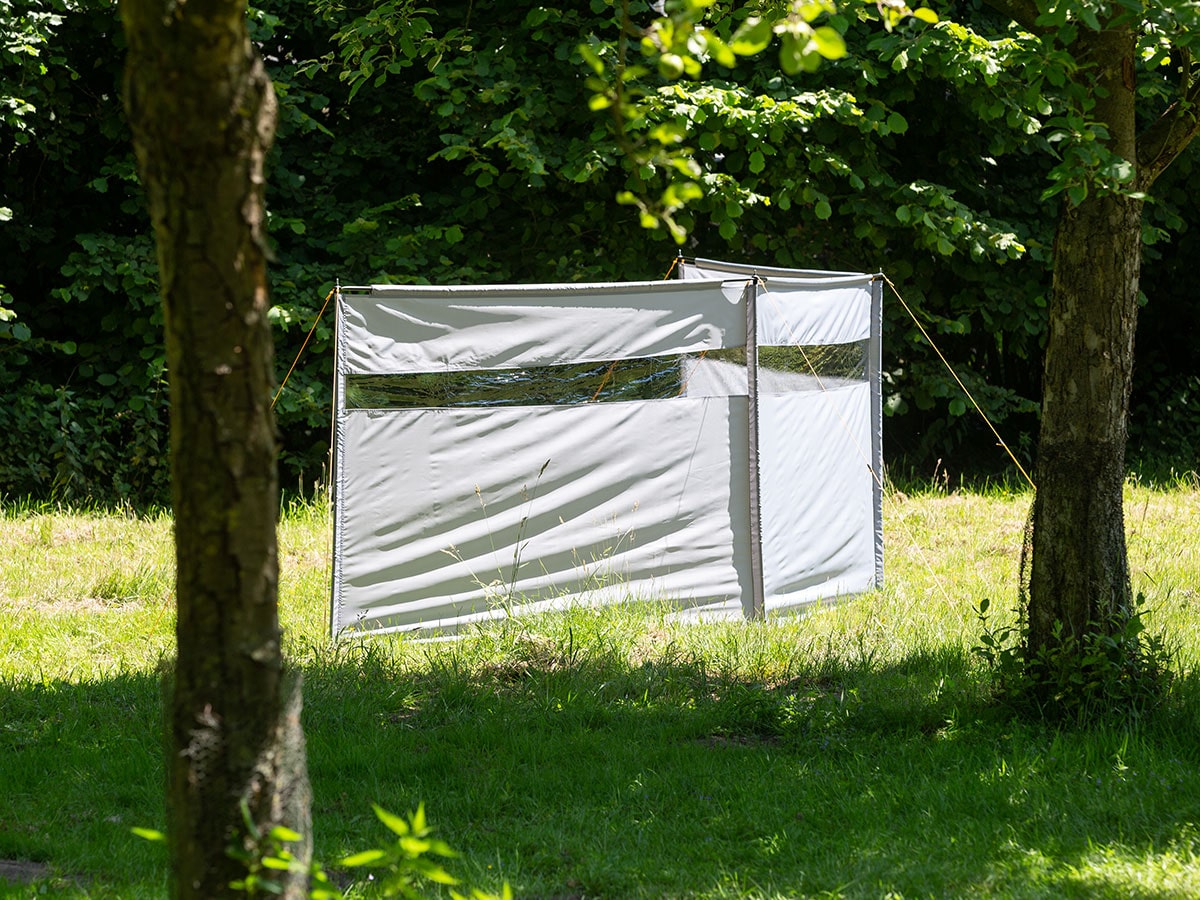 DHR Windschutz Strand Windschutz Camping, Sichtschutz Garten 435×126cm  Faltbar Paravent Outdoor für Wohnwagen Herd Picknick : : Sport &  Freizeit